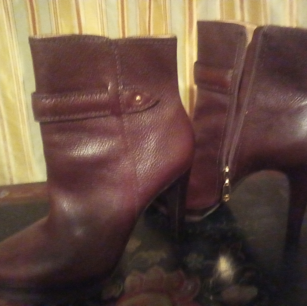 Talbots Short Boots - Picture 5 of 7